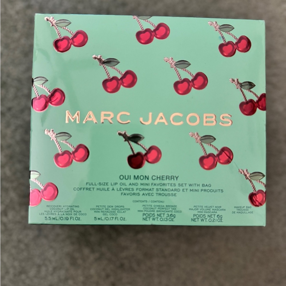 Marc Jacobs makeup set